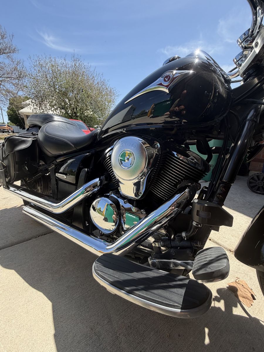 Kawasaki Vulcan 900 Low Miles