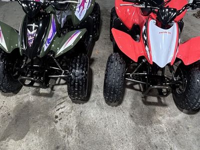 2 90 Hondas