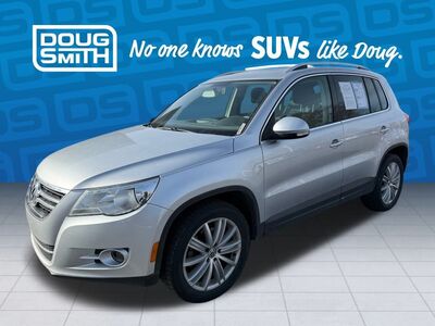 2011 VOLKSWAGEN TIGUAN