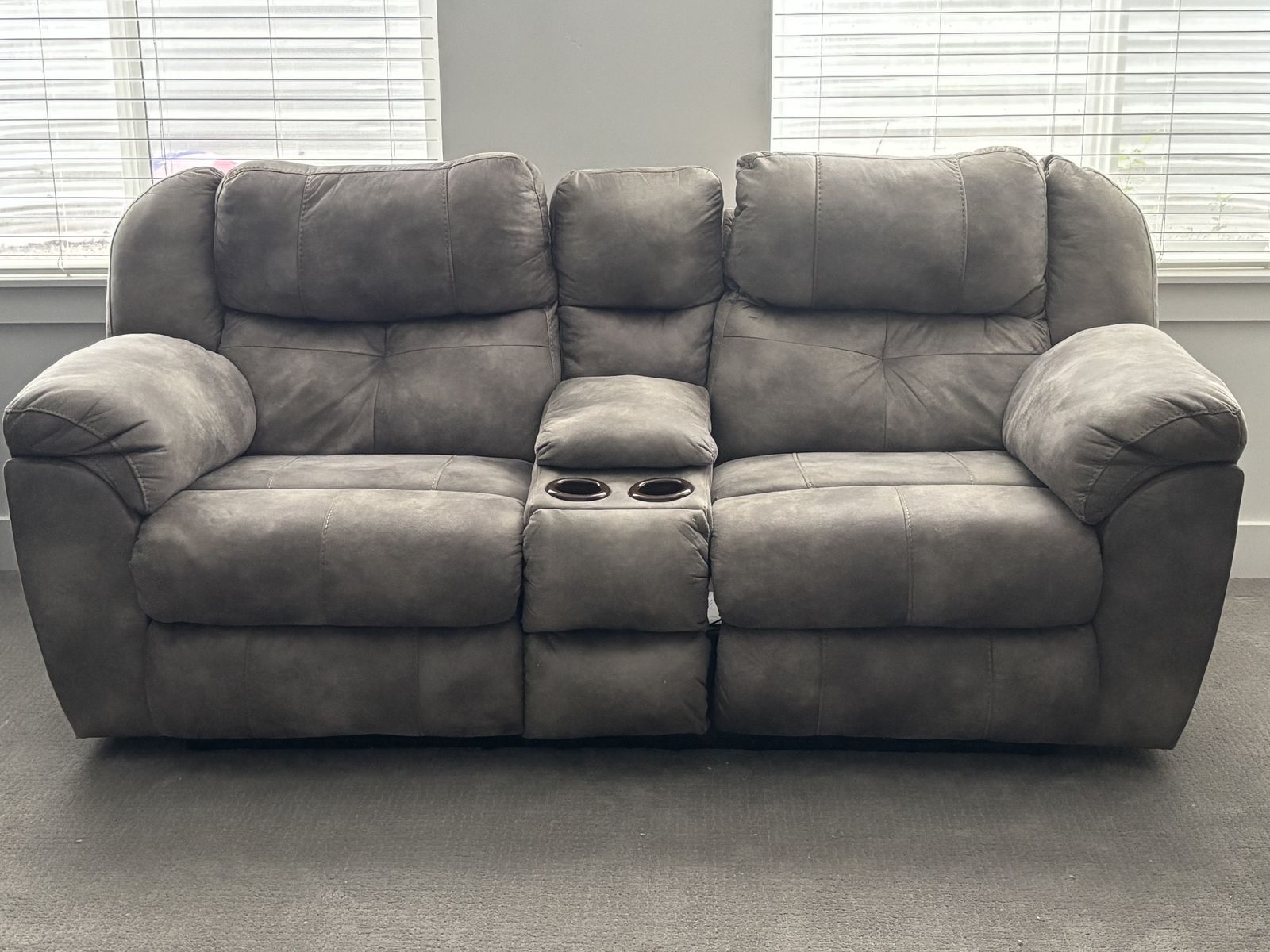Power Reclining Loveseat with Console