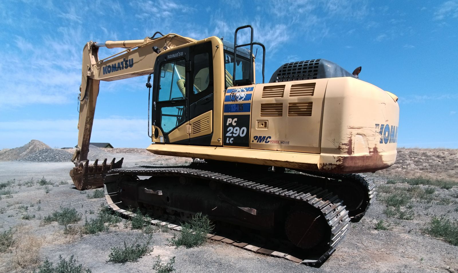 Komatsu excavator, PC290