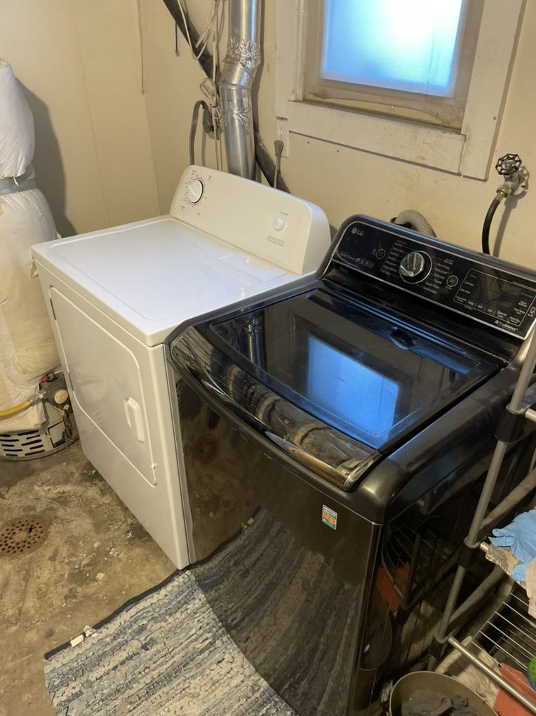 Washer & Dryer - 1 Year Old