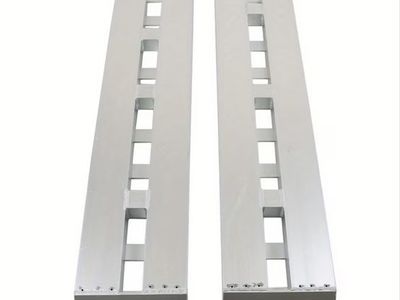 LOADING RAMPS