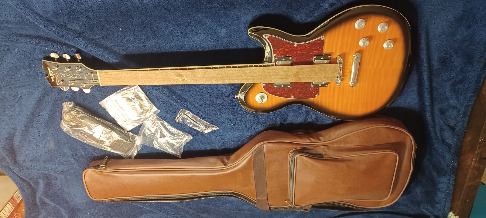 URBAN ELECTRIC GUITAR