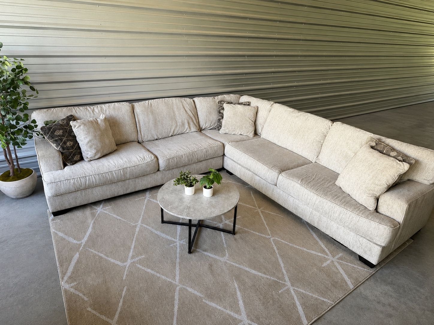 XL BEIGE 3-PIECE SECTIONAL | FREE DELIVERY!