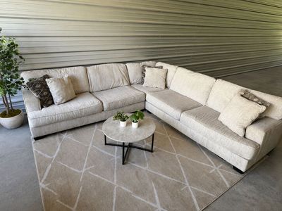XL BEIGE 3-PIECE SECTIONAL | FREE DELIVERY!