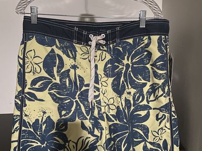 Caribbean Joe Island Supply Co. Men's Swim Trunks Size L - Ink Blue Floral Print Board Shorts