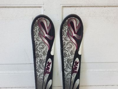 Women's K2 Inspire Luv 149 cm Snow Skis Bindings