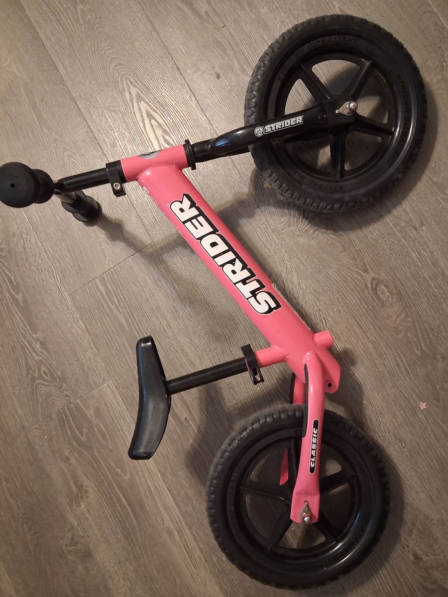 Strider 12 Classic Balance Bike Pink Toddler Training Bicycle