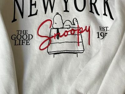 Women’s peanuts snoopy xxl sweatshirt top