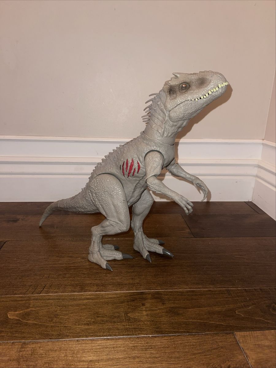 Jurassic World Camp Cretaceous Super Colossal Indominus Rex Action Figure