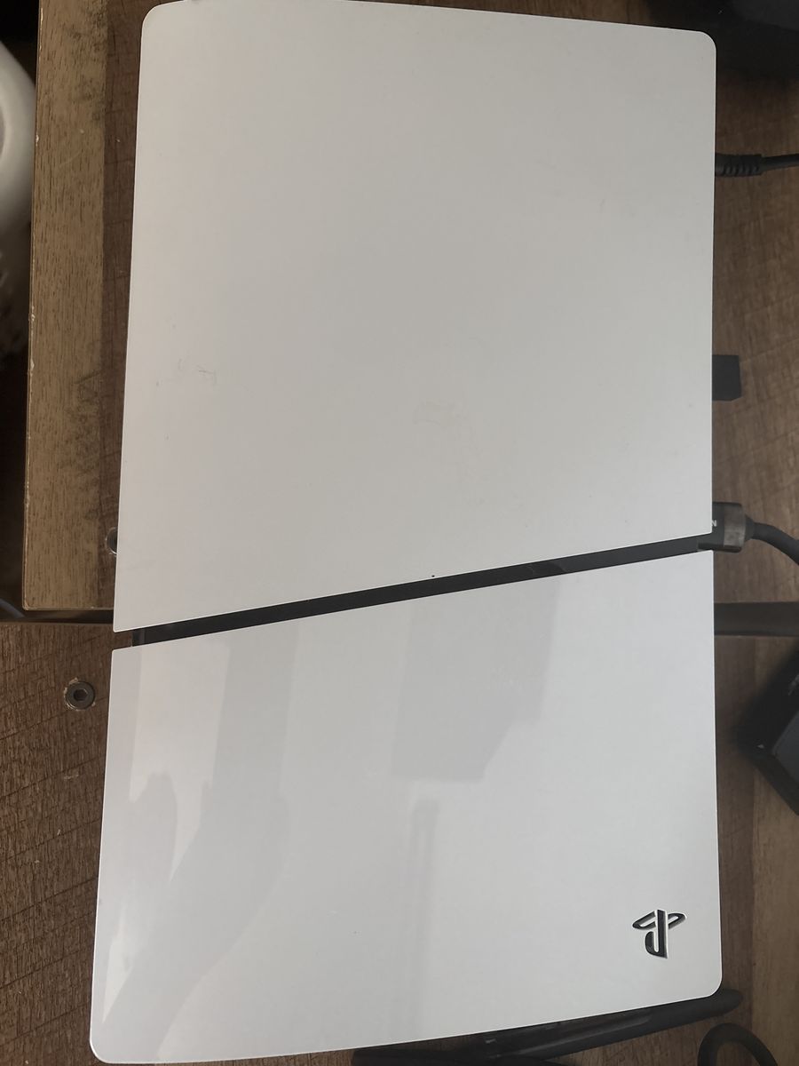 Ps5 For Sell GOOD CONDITION COMES WITH CONTROLER