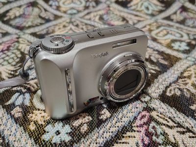 Kodak Easyshare C875 camera