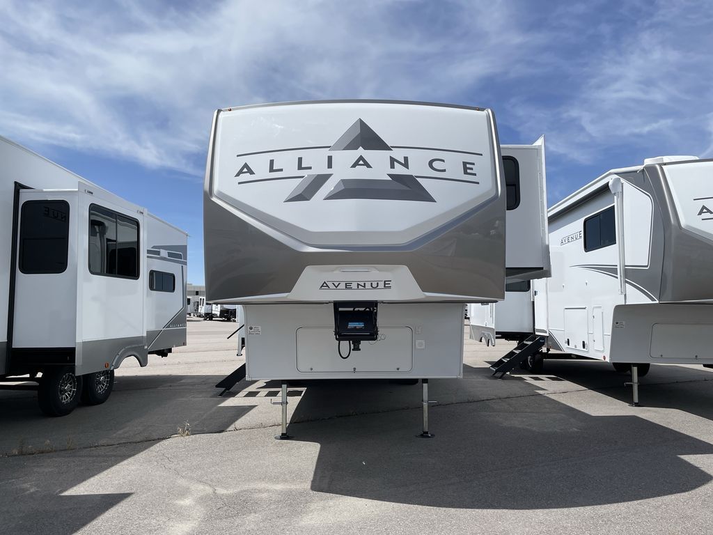 New 2026 Alliance RV Avenue 32RLS