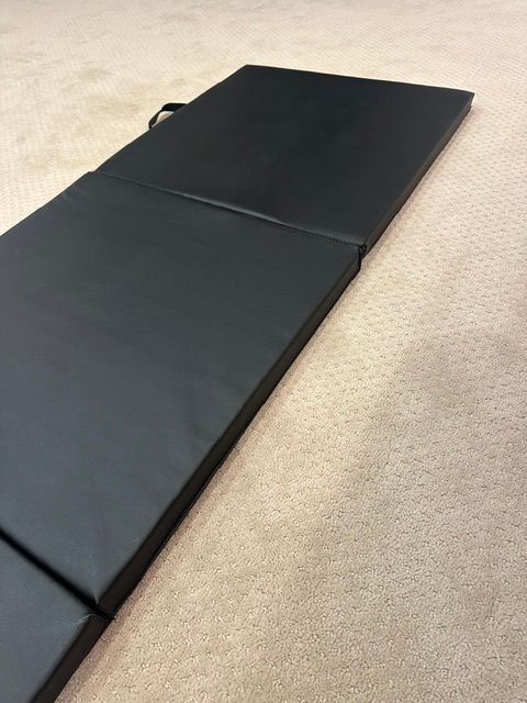 Main image 3