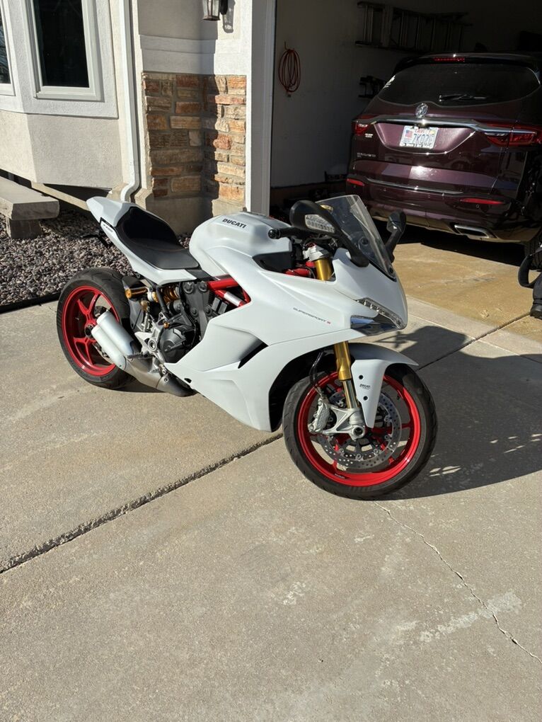 2018 Ducati SupersportS