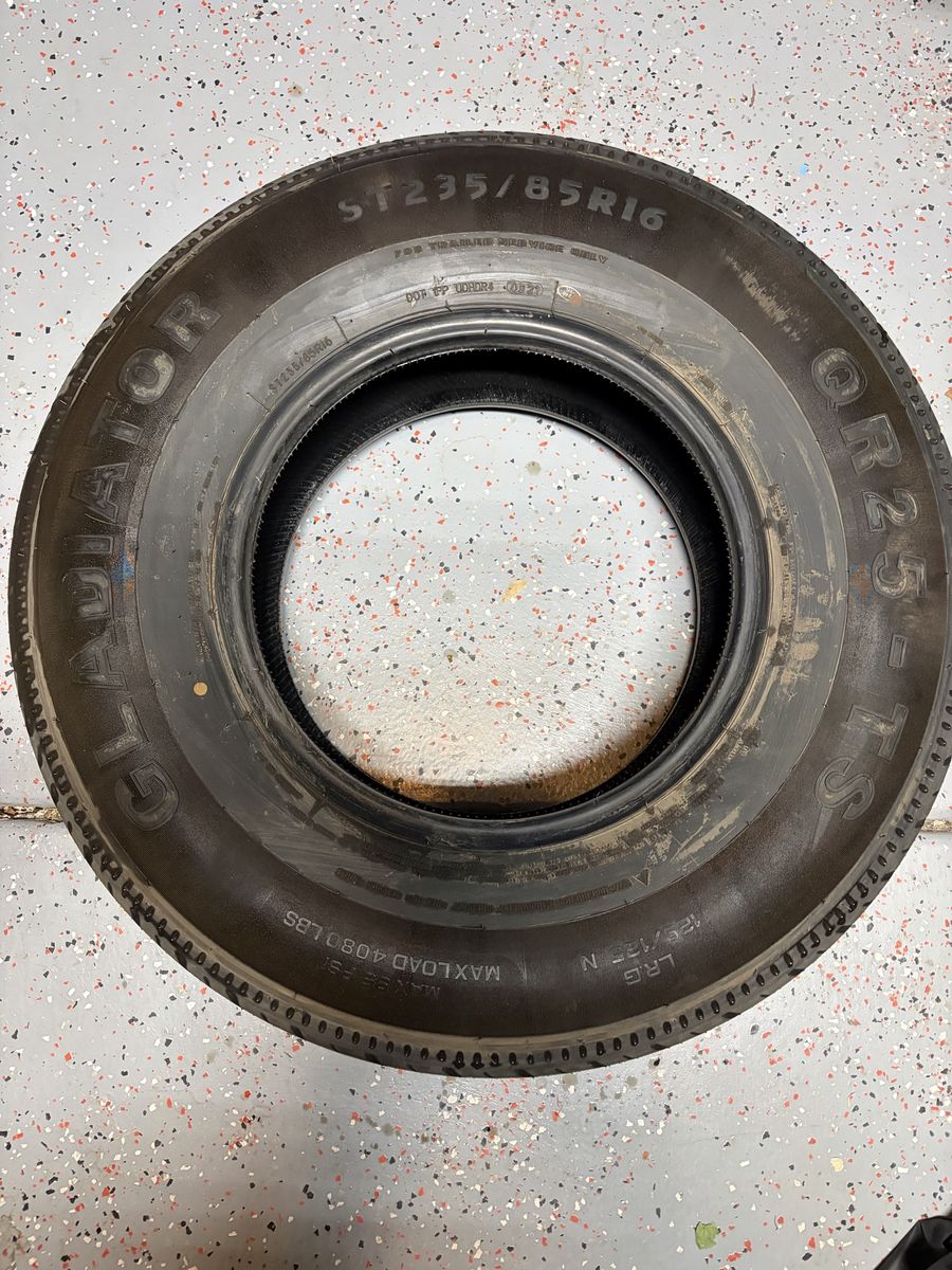 Gladiator QR-25 TS ST235/85R16 12-Ply Trailer Tire (Used 150 Miles)