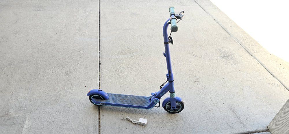 Ninebot Segway Electric Scooter Purple Kids Works Great! (comes with charger)