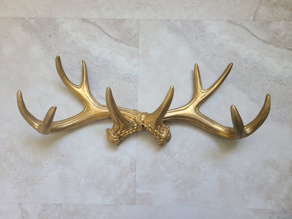 resin wall antlers golden