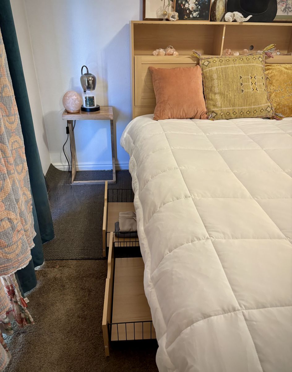 King size bed
