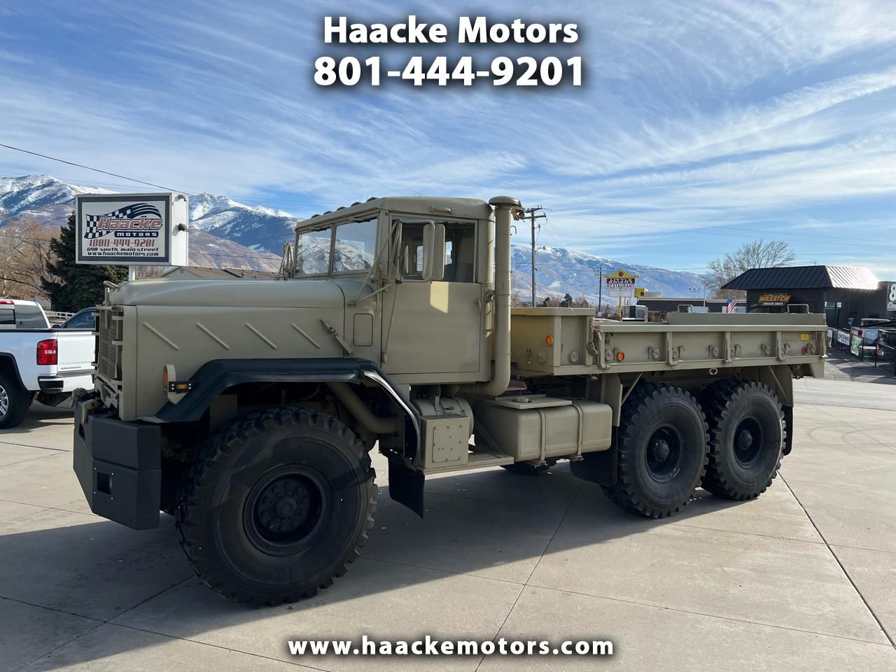 1985 AM General M939