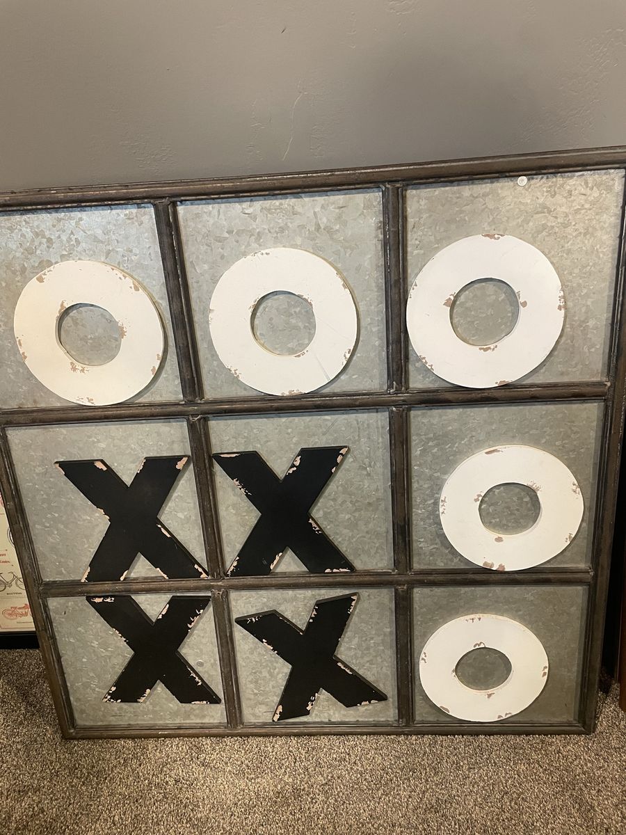Large magnetic Tic Tac Toe Board