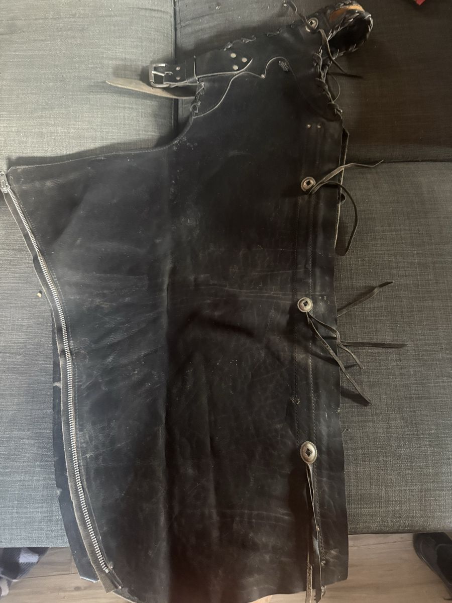 Kelly’s leather works. Black Leather Riding Chaps Suede Motorcycle Western Chaps 31-34 Waist