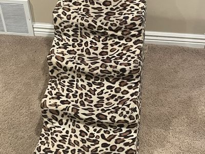 Leopard Print Pet Stairs - 5 Small Step Animal Pattern for Small Dogs/Cats