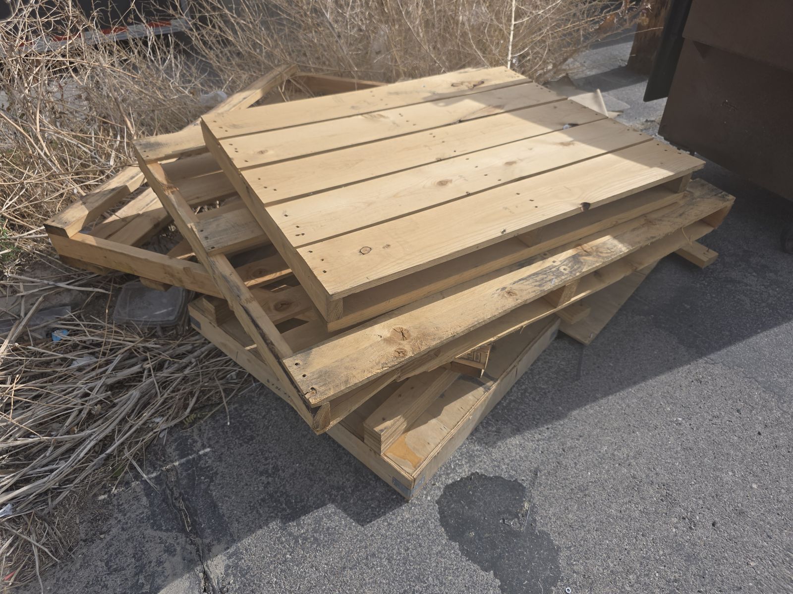 Free pallets