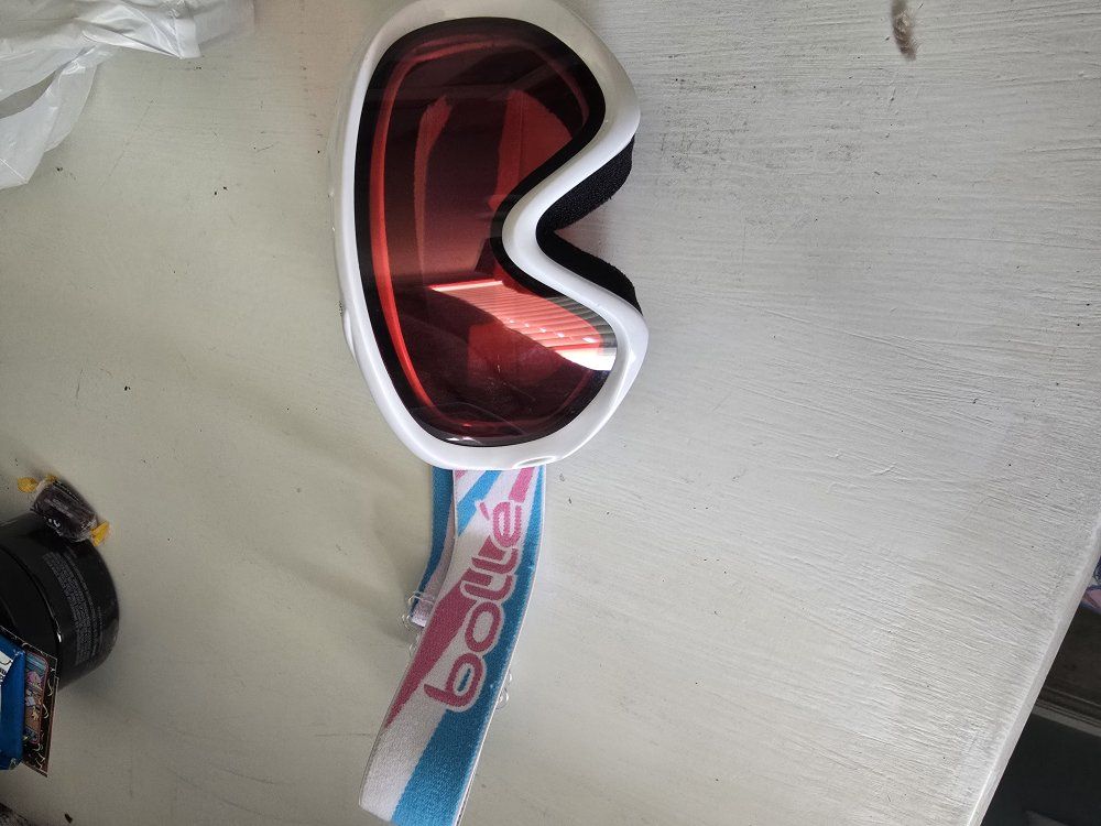 Youth Bolle WINTER SPORT GOGGLE UVA/UVB PROTECTION