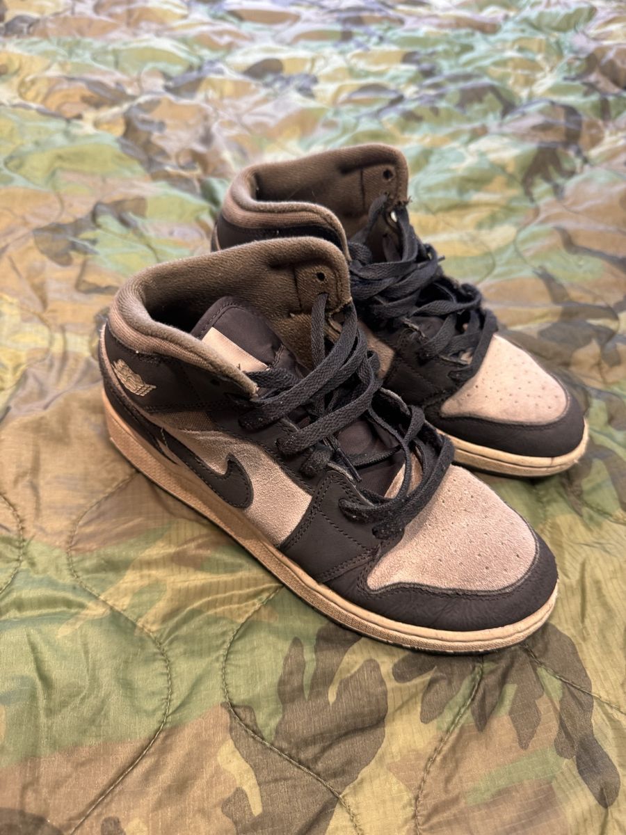 Air Jordan 1 Mid Palomino Sneakers - Womens 7.5
