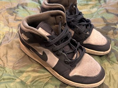 Air Jordan 1 Mid Palomino Sneakers - Womens 7.5