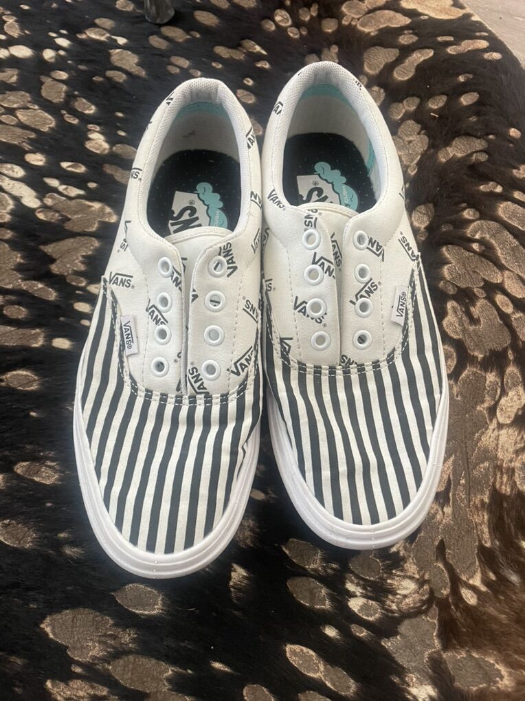 Vans ComfyCush Mens 6 Womans 7.5