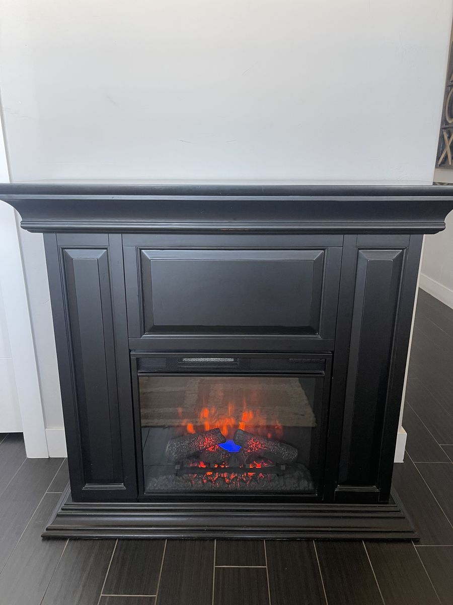 Black electric fireplace