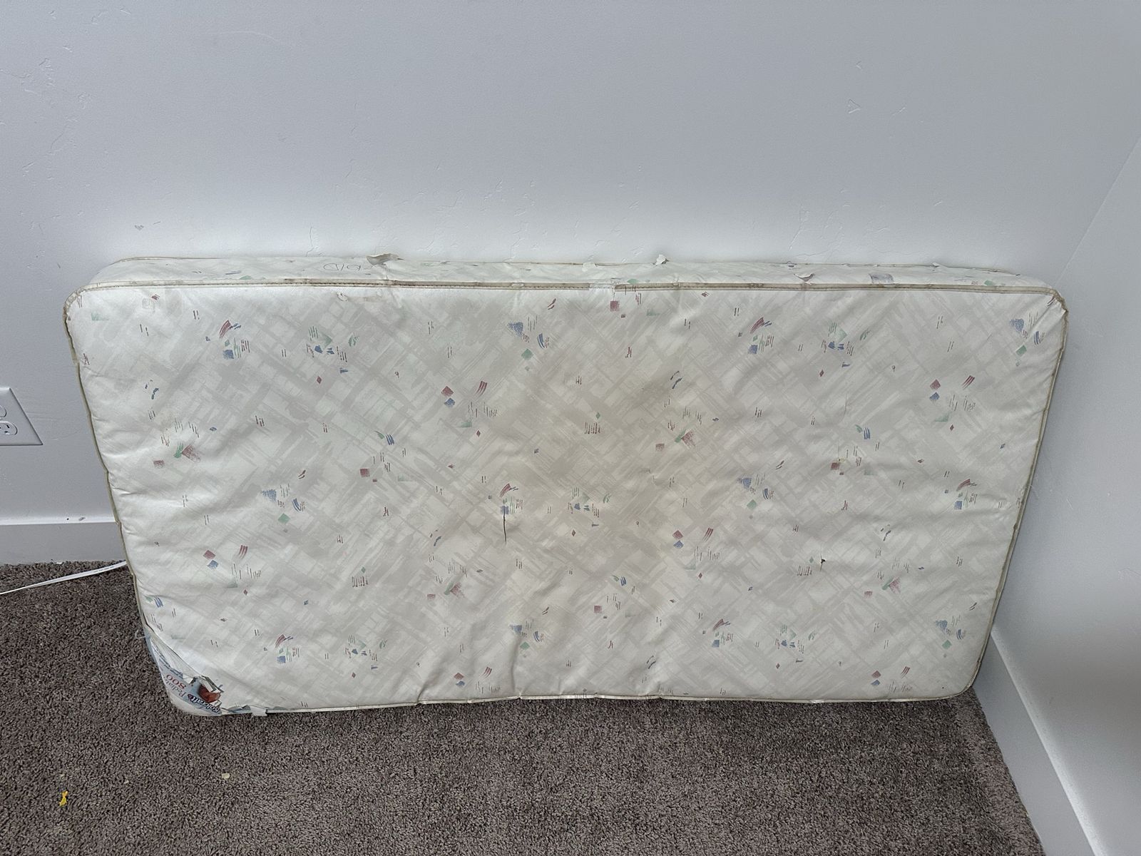 Main image 3