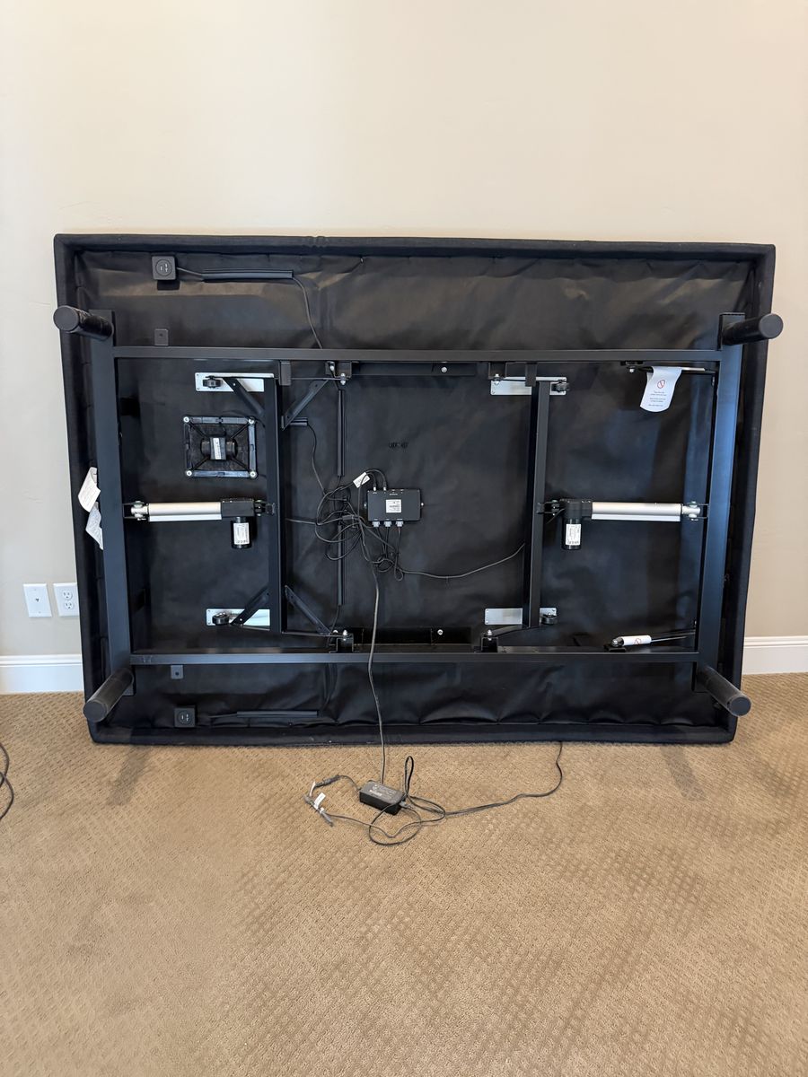 Adjustable Bed Frame (Queen)