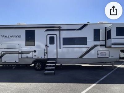 25 Forest River Glenn Heritage Elite 5th Wheel RV