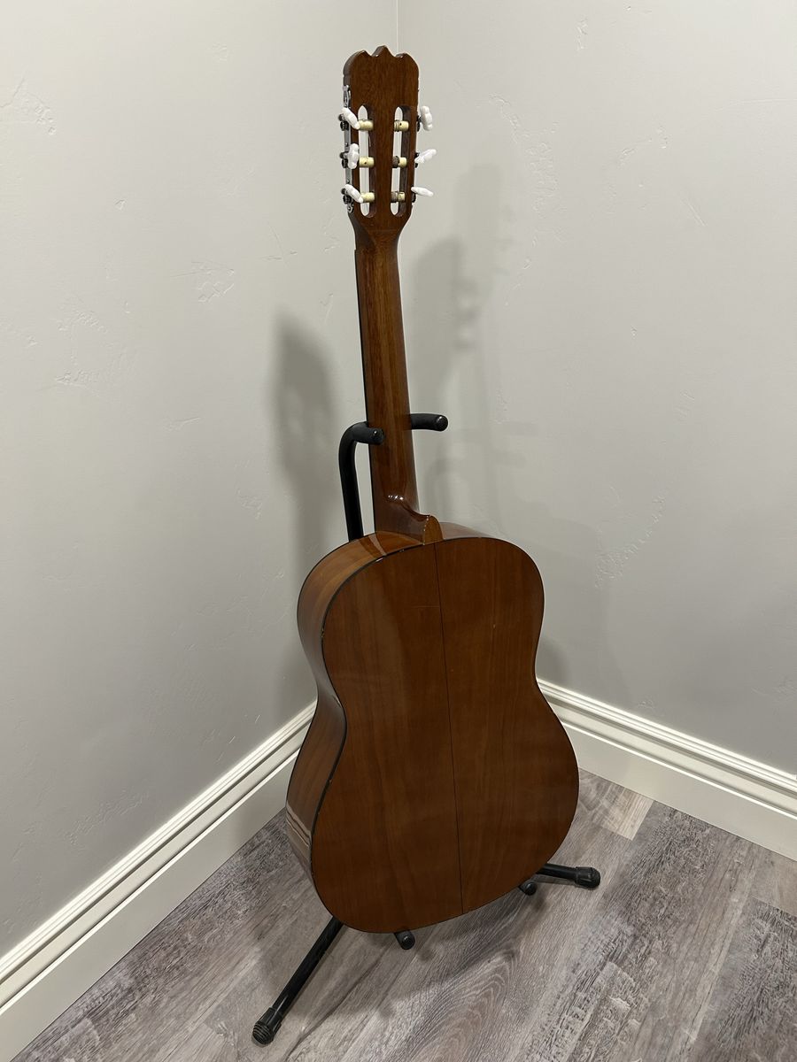 Main image 2