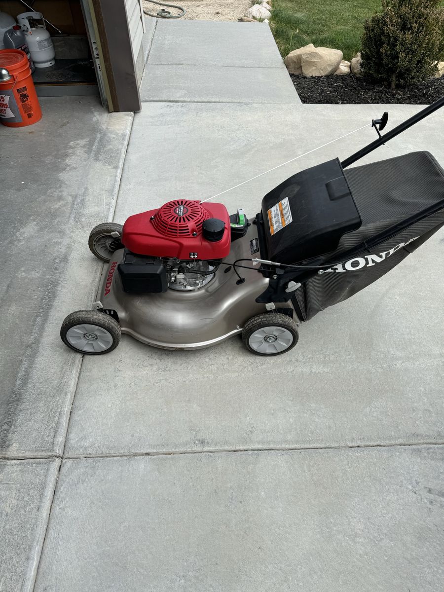 Honda lawn mower
