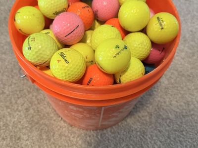Assorted Used Golf Balls - Bucket of 120 colored golf balls