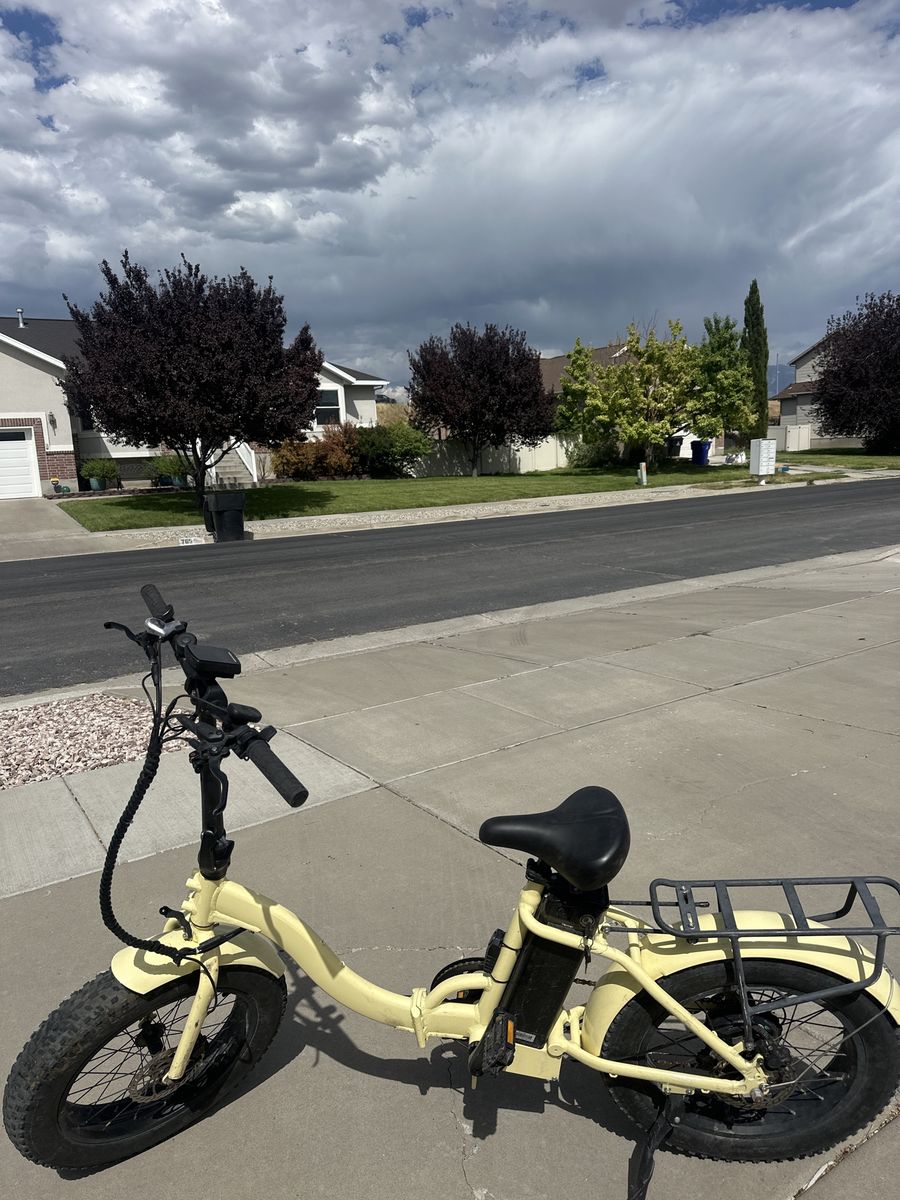 Foldable Electric Bike, 7-Speed, Hydraulic Brakes, 48V Battery, 22mph Top Speed