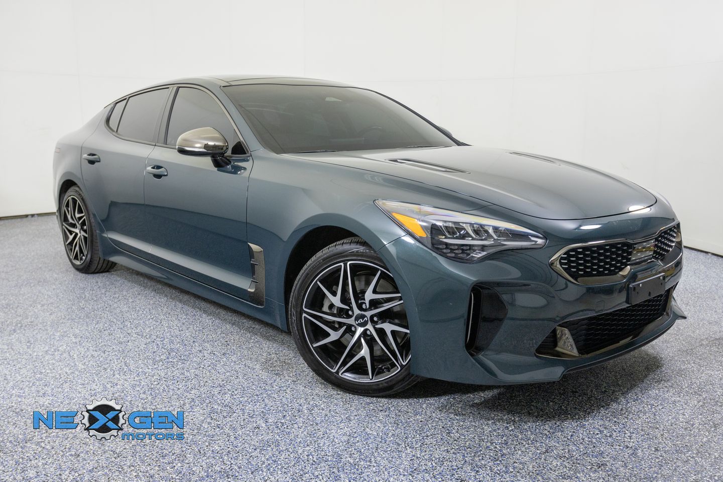 2023 Kia Stinger GT-Line