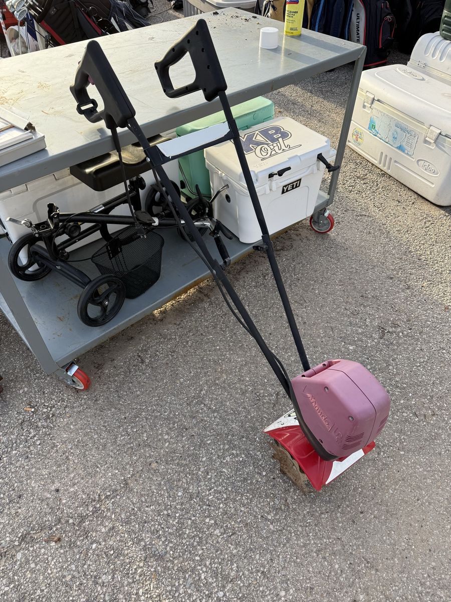 Mantis  Electric Tiller