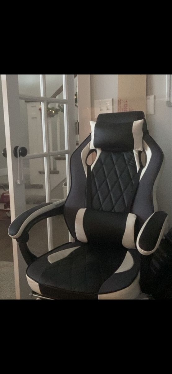 Gaming chair