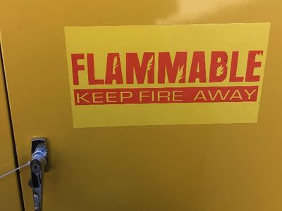 Edsal/ Safety Storage Cabinet/SC12F