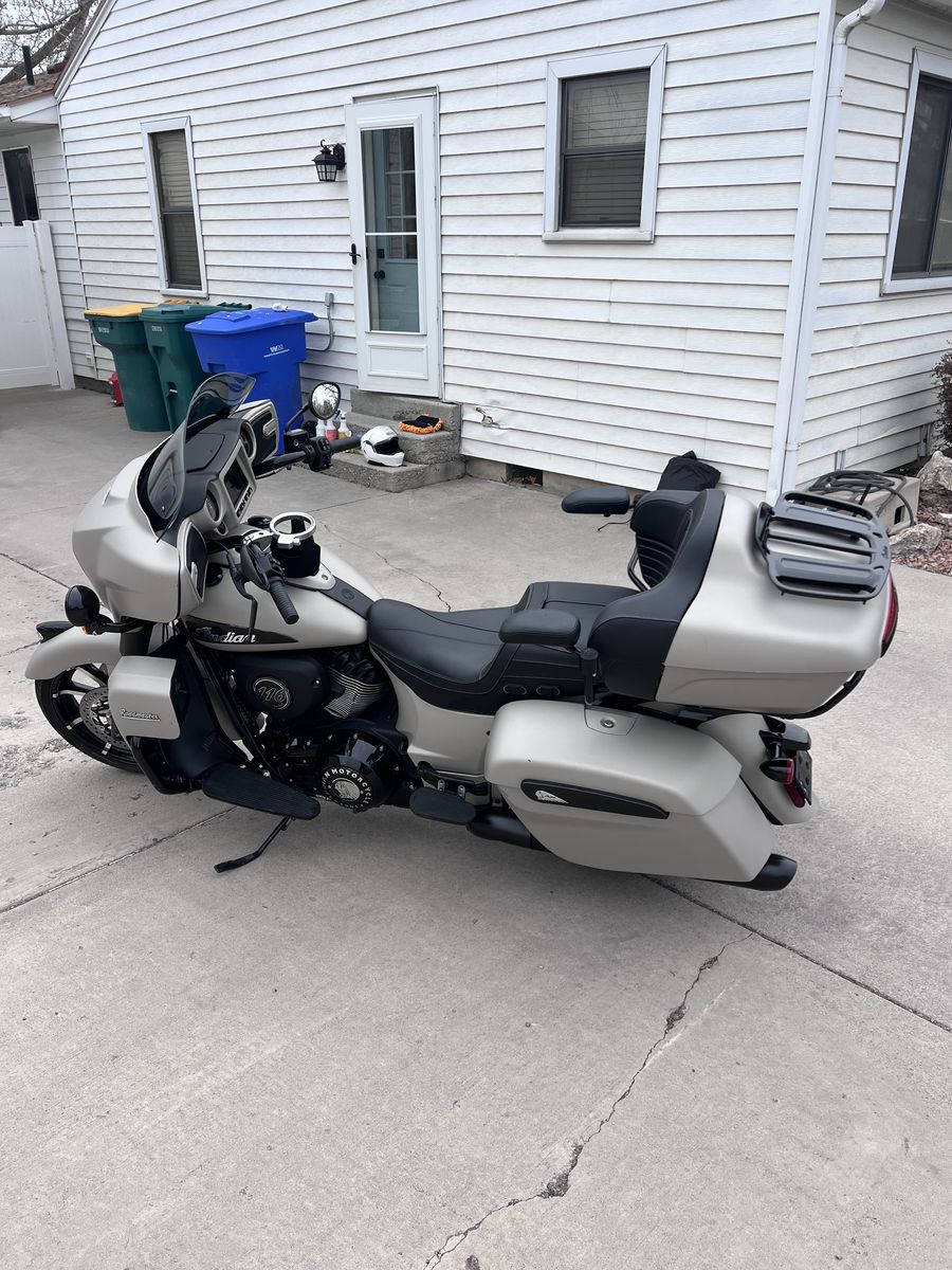 Indian Roadmaster 2023