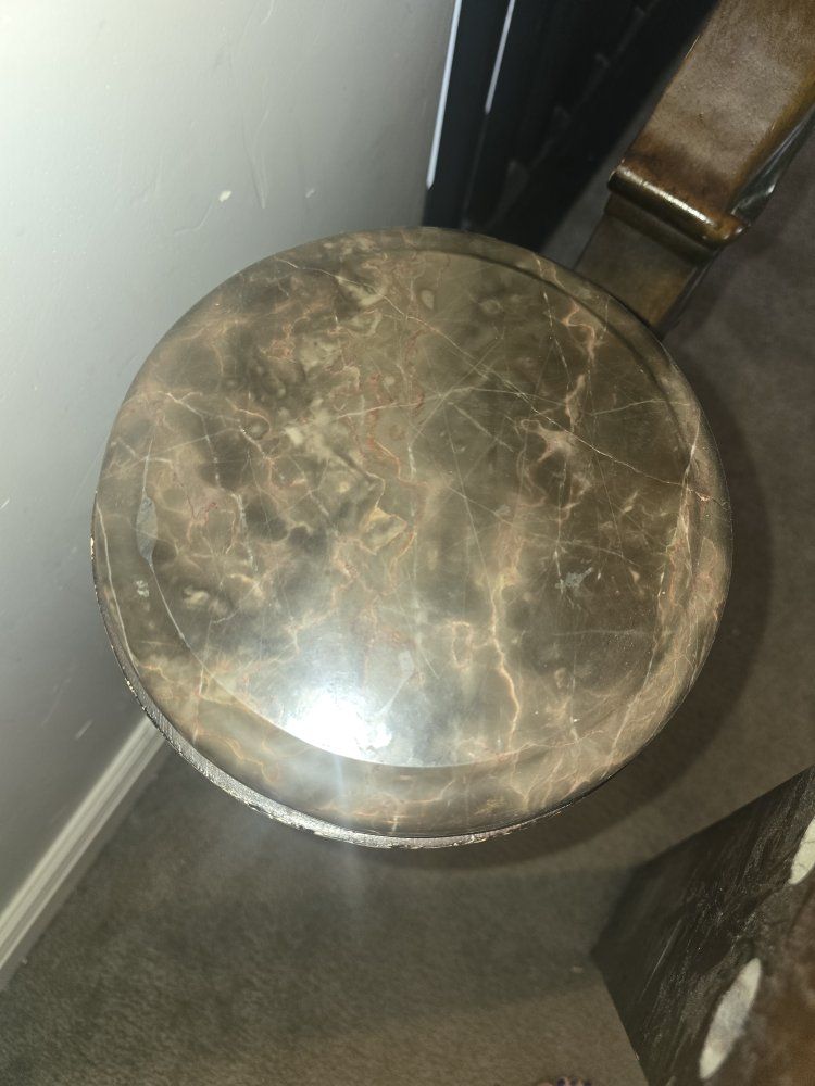 Main image 3