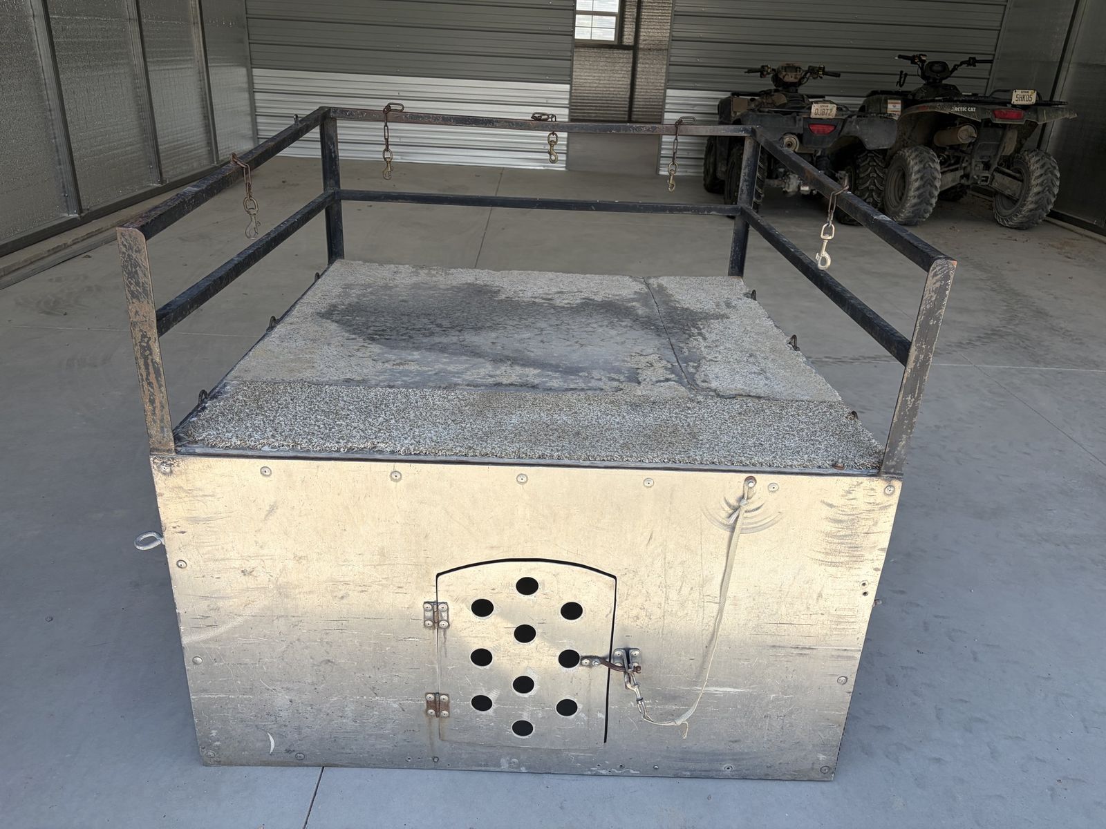 Hound Dog Box