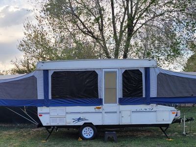 2001 STARCRAFT-SPACESTAR POP-UP TENT TRAILER