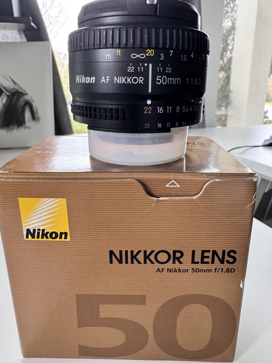 Nikon 50mm f/1.8D Prime - Original Box - Legendary Sharpness